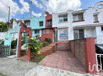 Casa · 85m² · 3 Recámaras · 1 Estacionamiento · Casa en Venta Lomas de Maratea, Tuxpan