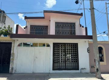 Casa de 3 habitaciones, Salamanca · Casa en Venta El Monte Infonavit 3, Salamanca, Gto.