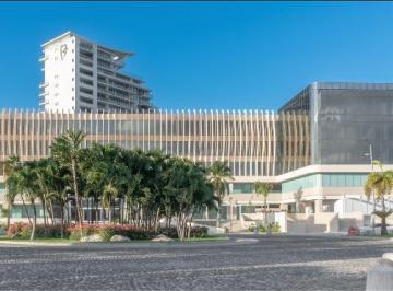 Oficina · 110m² · Nueva Oficina en Renta en Puerto Cancun