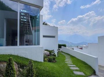 Casa · 884m² · 3 Recámaras · Casa en Venta en Portal del Huajuco