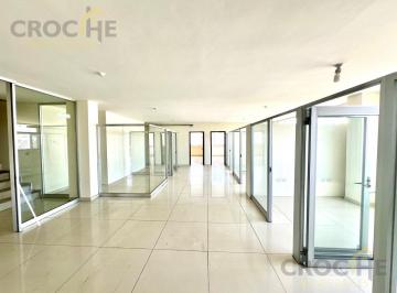 Edificio · 360m² · 1 Estacionamiento · Oficinas en Renta en Xalapa Ver Av Arco Sur