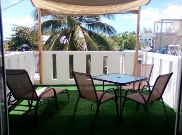 Villa · 264m² · 5 Recámaras · Edificio en Venta de Tres Niveles