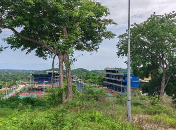 Terreno / Lote , San Pedro Mixtepec · Terreno con Vista Al Mar y Canchas de Tenis Puerto Escondido