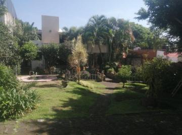 Casa · 296m² · 3 Recámaras · 6 Estacionamientos · Casa Sola en Jardines de Delicias Cuernavaca - Maz - 2084 - Cs