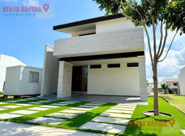 Casa · 328m² · 4 Recámaras · 4 Estacionamientos · Casa en Residencial La Primavera