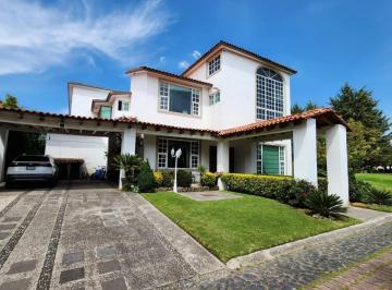 Casa en condominio · 450m² · 3 Recámaras · 4 Estacionamientos · Venta de Casa en Condominio en Puerta del Carmen Ocoyoyacac