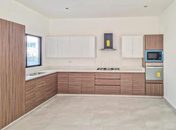 Casa de 3 habitaciones, Santiago · Casa en Venta Carretera Nacional
