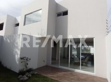 Casa en condominio · 169m² · 3 Recámaras · 2 Estacionamientos · Casa en Venta en Metepec, Casa en Condominio en Preventa en Fracc. Albatros