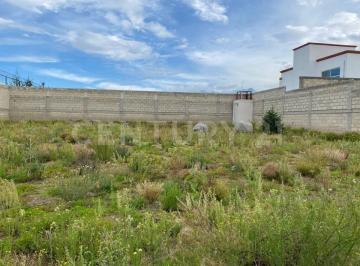 Terreno / Lote · 700m² · Terreno en Venta en Cacalomacan, Toluca, Estado de México