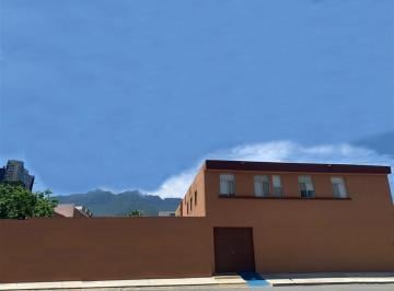 Casa uso de suelo de 4 habitaciones, Monterrey · Casa en Venta Contry