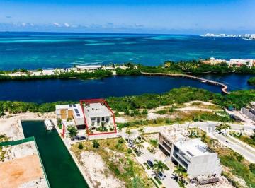 Casa de 4 habitaciones, Benito Juárez · Puerto Cancún Privada La Laguna I