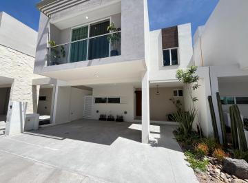 Casa de 3 habitaciones, Querétaro · Casa en Venta en La Vista