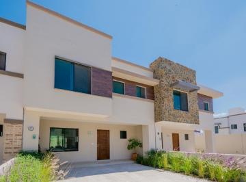 Casa de 3 habitaciones, Querétaro · Casa en Venta en La Vista
