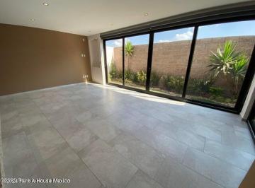 Casa de 4 habitaciones, El Marqués · Zibata - Venta. Casa, Cuarto de Servicio, Roof, 4 Recamaras, Family Room
