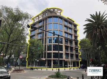 Edificio · 2761m² · 18 Estacionamientos · Edificio con Uso de Suelo Para Hotel en Mazaryk, Polanco.