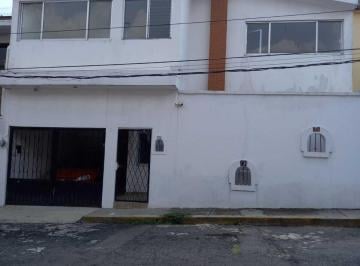 Casa de 5 habitaciones, Naucalpan de Juárez · Venta Casa Las Américas, Naucalpan de Juárez.