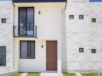 Casa · 116m² · 3 Recámaras · 2 Estacionamientos · Casa en Venta en Residencial Cúspide.