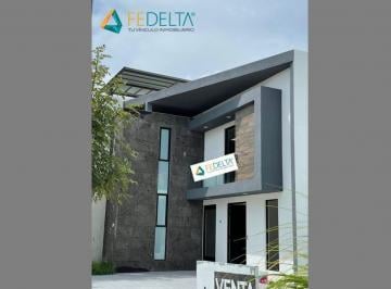 Casa · 270m² · 5 Recámaras · 2 Estacionamientos · Casa en Venta, Parque Queretaro, Lomas de Angelópolis, Cholula Puebla.