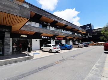 Local comercial · Renta Locales en Plaza Tribeca Al Norte de La Ciudad Krl