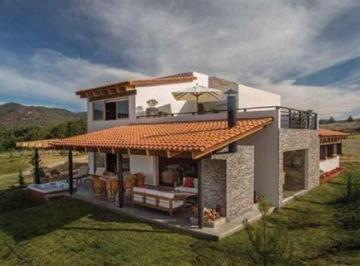 Casa de 4 habitaciones, Tapalpa · Co - Propiedad Casa en Venta en Tapalpa
