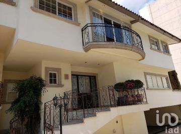 Casa · 556m² · 4 Recámaras · 3 Estacionamientos · Residencia en Venta en Condominio Lomas Country Club Bosque de Las Palmas Naucalpan de Juárez Cdmx