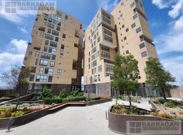 Departamento · 211m² · 3 Recámaras · 3 Estacionamientos · Departamento en Venta en Planta Baja con Jardín