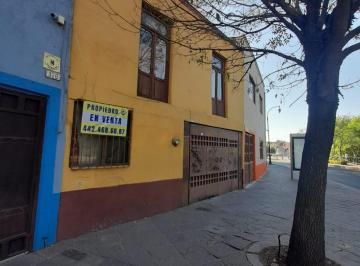 Terreno / Lote de 2 habitaciones, Querétaro · Terreno en Venta Av Universidad Centro Histórico Querétaro, México.