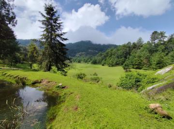 Terreno / Lote · 320000m² · Terreno Para Rancho Cerca de Avándaro con Agua de Manantial y Poza Natural
