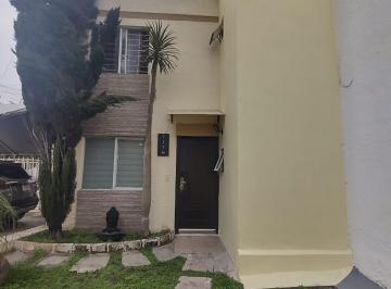 Casa de 3 habitaciones, Guadalajara · Casa en Venta en La Normal - Mariano Barcenas 1170