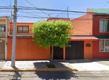 Casa de 3 habitaciones, Gustavo A. Madero · Casa en Venta en Gustavo A. Madero