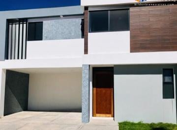 Casa · 240m² · 3 Recámaras · Casa en Venta en Fracc. Scorpio 5 - 1 Durango