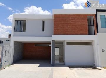 Casa · 240m² · 3 Recámaras · Casa en Venta en Fracc. Scorpio 5 - 1 Durango