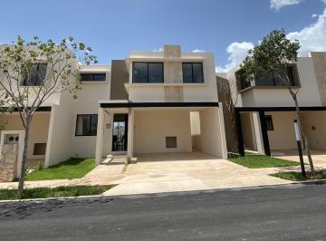 Casa en condominio · 152m² · 3 Recámaras · 2 Estacionamientos · Casas en Venta en Conkal, Al Norte de Mérida