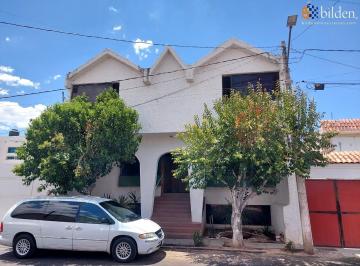Casa · 440m² · 3 Recámaras · Casa en Venta en Fracc. Jardines de Durango Durango