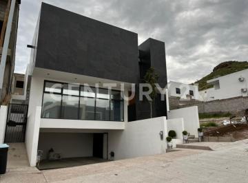 Casa · 259m² · 3 Recámaras · 2 Estacionamientos · Casa Venta, Residencial Asturias, Chihuahua