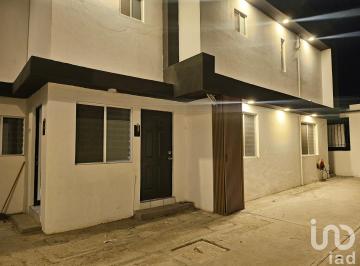 Edificio · 320m² · 8 Recámaras · 2 Estacionamientos · Edificio Nuevo en Venta con 6 Departamentos Amueblados Diseño Tipo Airbnb