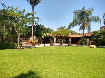 Casa · 300m² · 1 Recámara · 8 Estacionamientos · Casa de Campo Nueva en Venta, Col. Milpillas, Zapopan, Jal.