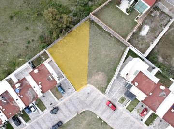 Terreno / Lote · 301m² · Terreno en Venta en Fraccionamiento Aristha, Haras del Bosque