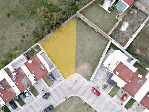 Venta de terreno en Fraccionamiento Aristha, Haras del Bosque. Vive…