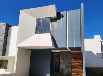 Casa en condominio de 3 habitaciones, Morelia · Venta de Casa en Fracc Cañadas del Bosque Tres Marías