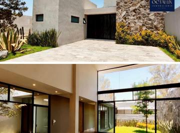 Casa · 320m² · 3 Recámaras · 2 Estacionamientos · Casa en La Campiña del Bosque