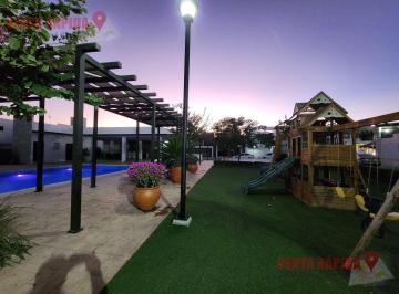 Casa · 187m² · 3 Recámaras · 2 Estacionamientos · Casa en La Costera