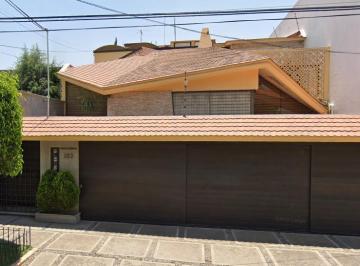 Casa de 4 habitaciones, Naucalpan de Juárez · Ri. Casa en Venta Vasco de Quiroga102, Naucalpan, Edo. Mex.