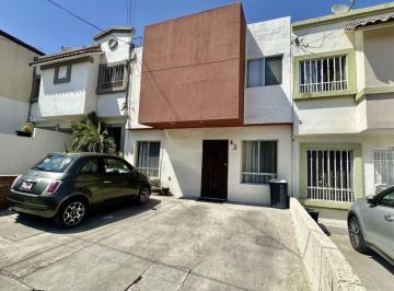 Casa de 3 habitaciones, Tijuana · Casa en Venta en Residencial Agua Caliente