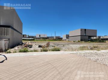 Terreno / Lote · 287m² · Terreno en Venta en Lomas del Campanario Norte, Condominio San Felipe
