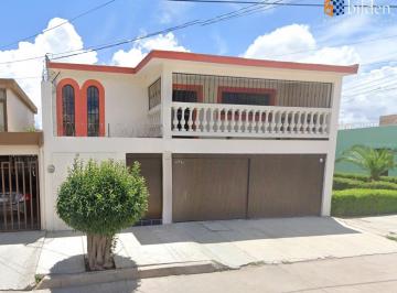 Casa · 370m² · 3 Recámaras · Casa en Venta en Fracc. Sahop Durango