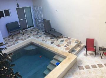 Casa · 180m² · 3 Recámaras · 3 Edpartamentos en un Solo Predio en Venta Merida, Centro (Avc - 2414)