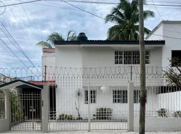 Casa de 3 habitaciones, Benito Juárez · Casa en Venta - Renta