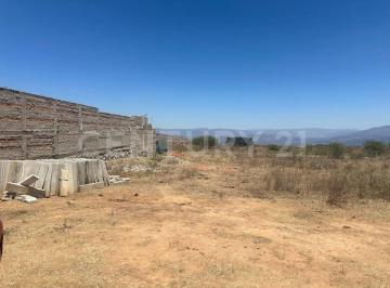 Terreno / Lote · 240m² · Terreno en Venta