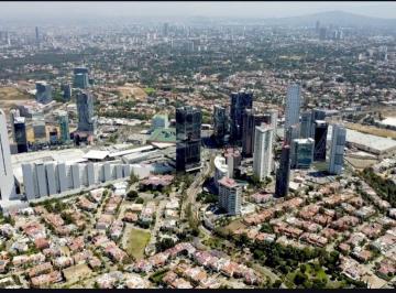 Terreno / Lote , Zapopan · Terreno en Puerta de Hierro, Zapopan